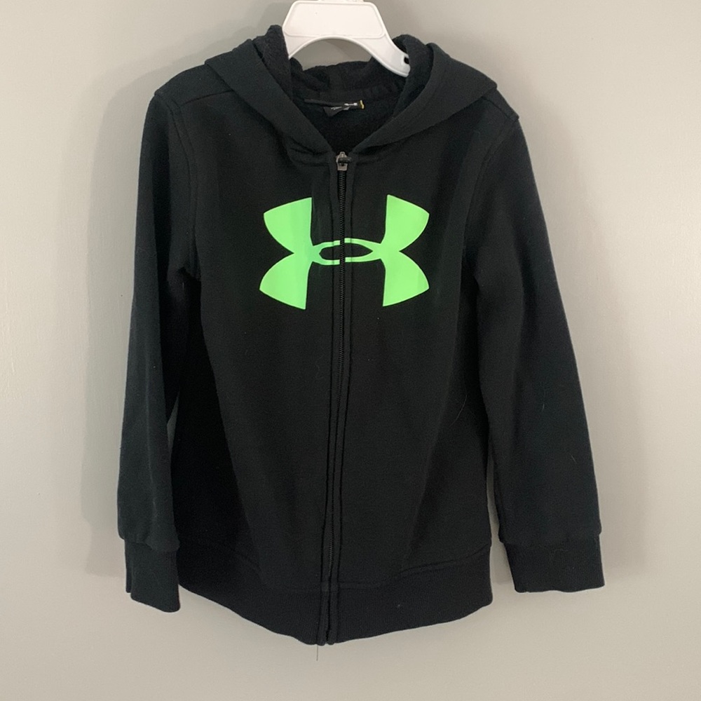 Under armour size 6 youth black and green jacket